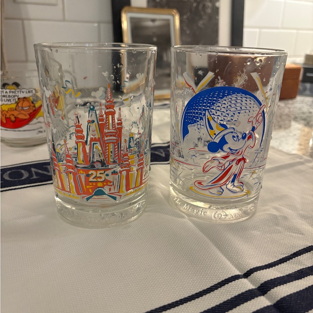 Vintage Set of 2 Walt Disney 25th Anniversary Glass Cups